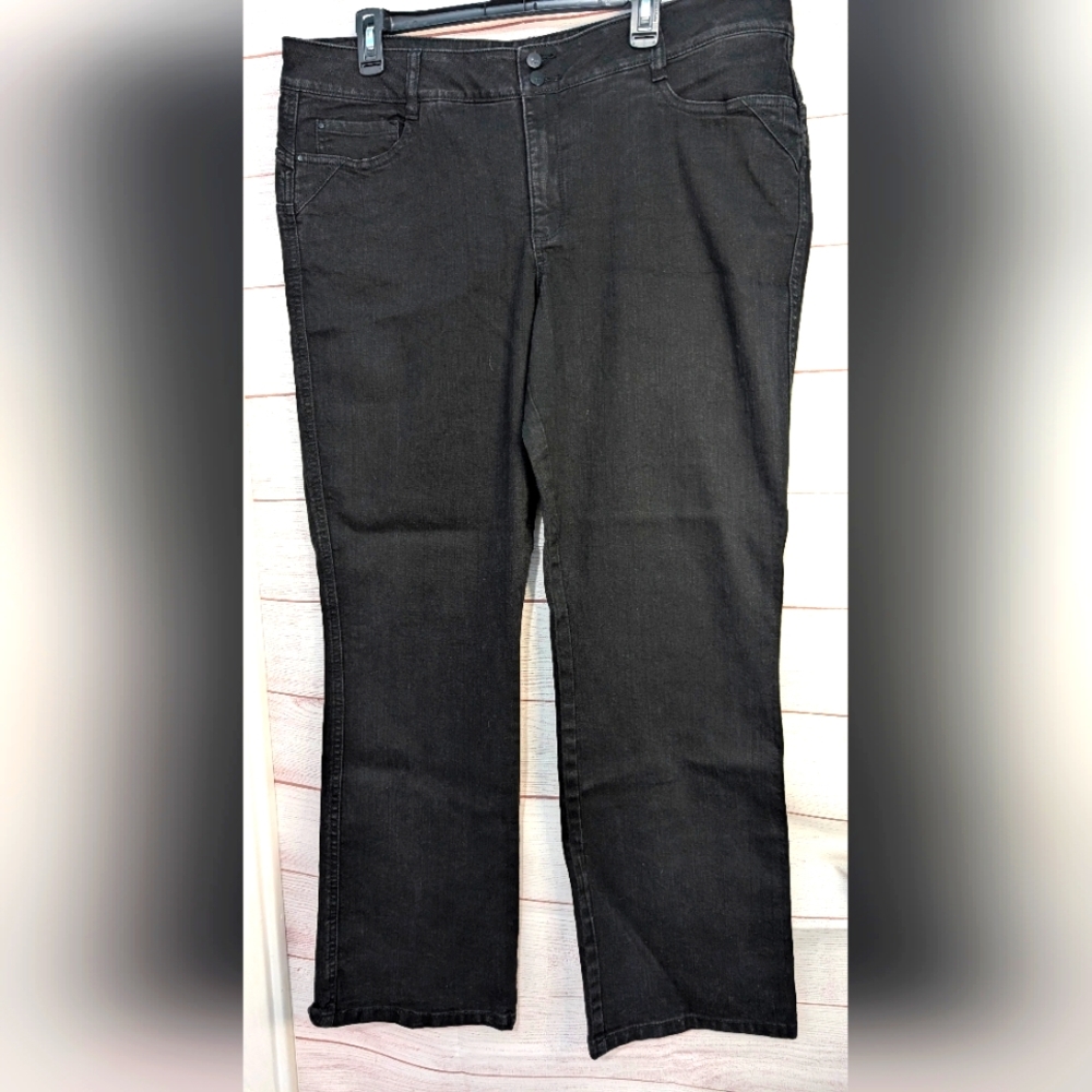 Nwot Denver Hayes Pluse Size Stretchy Jeans 👖 Size 18
